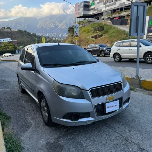 Chevrolet Aveo LT 2012 Plateado Caracas
