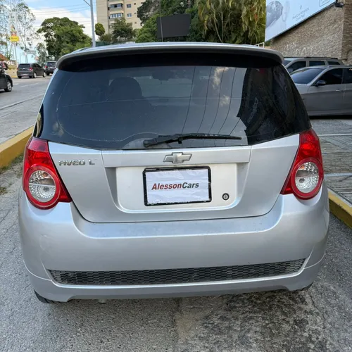 Chevrolet Aveo LT 2012 Plateado Caracas