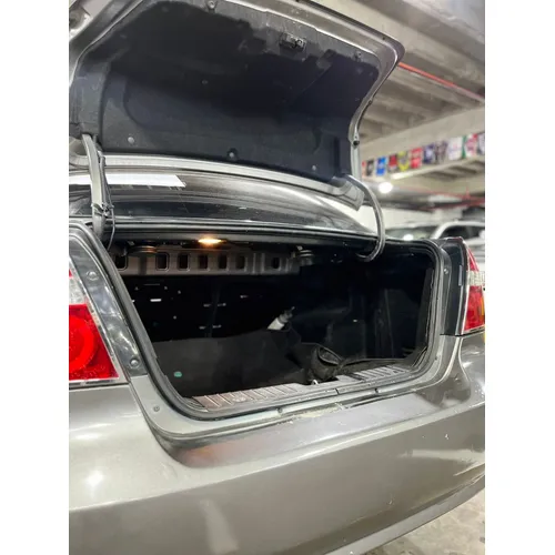 Chevrolet Aveo LT 2012 Gris Caracas