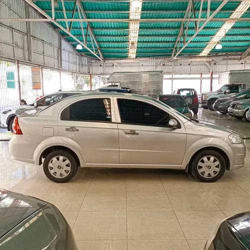 Chevrolet Aveo LT 2013 Plateado Caracas