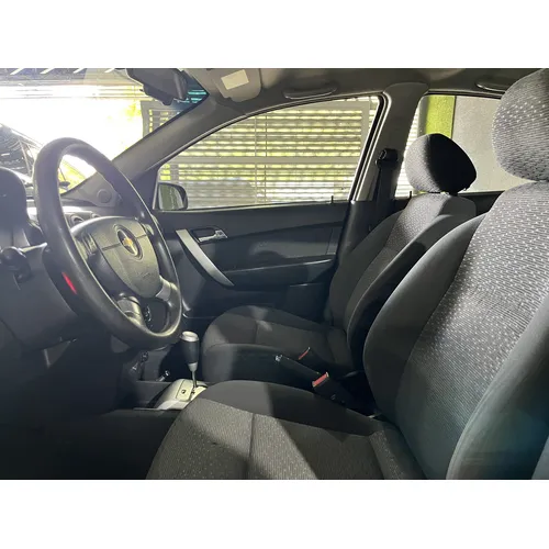 Chevrolet Aveo 2013 Gris Caracas