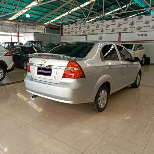 Chevrolet Aveo LT 2013 Plateado Caracas