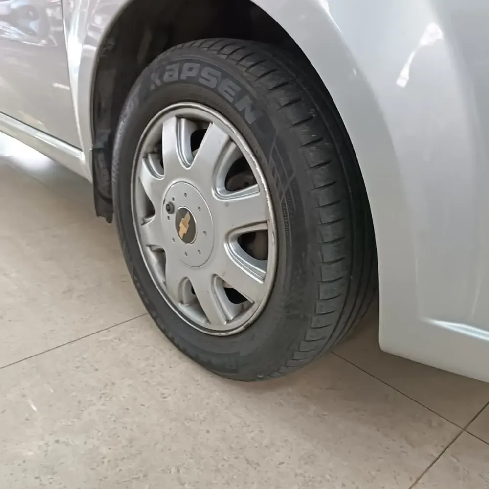 Chevrolet Aveo LT 2013 Plateado Caracas