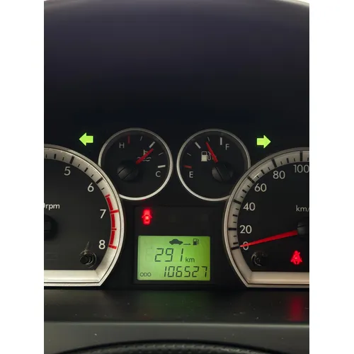 Chevrolet Aveo LT 2010 Plateado Caracas