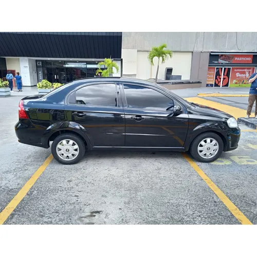 Chevrolet Aveo LT 2011 Negro Caracas