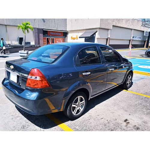 Chevrolet Aveo LT 2013 Gris Caracas