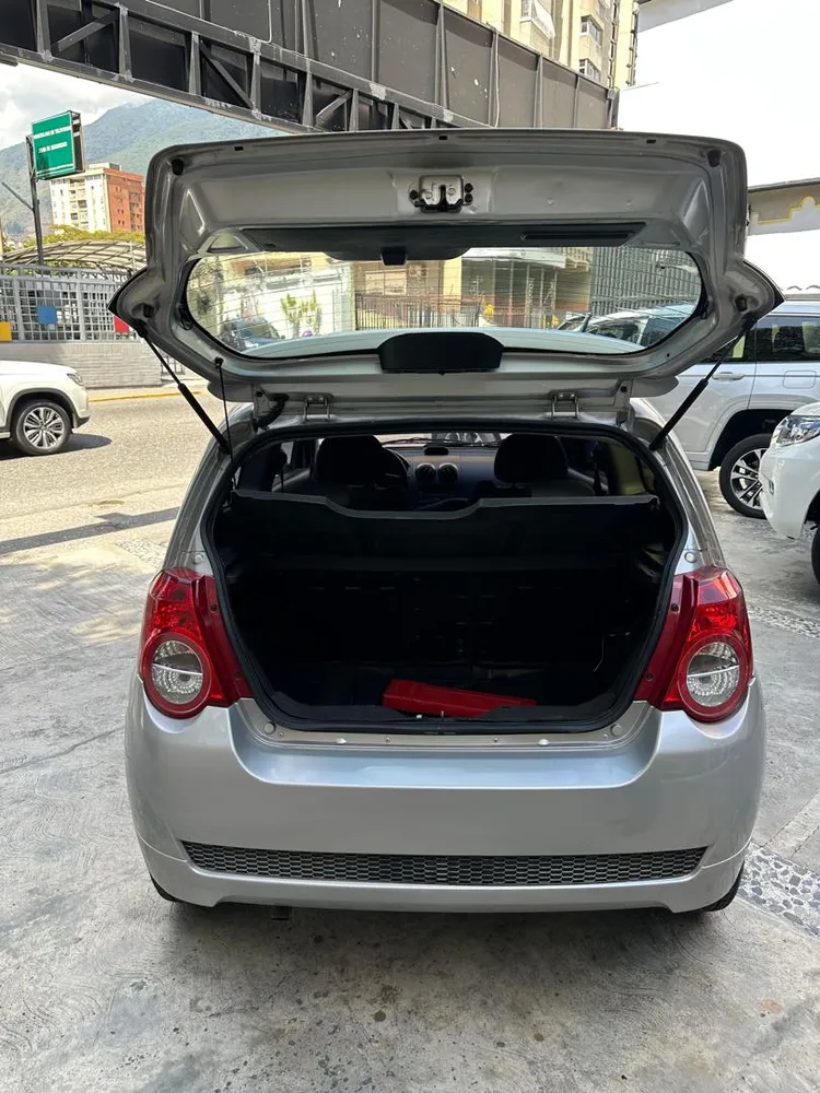 Chevrolet Aveo Speed 2011 Plateado Caracas