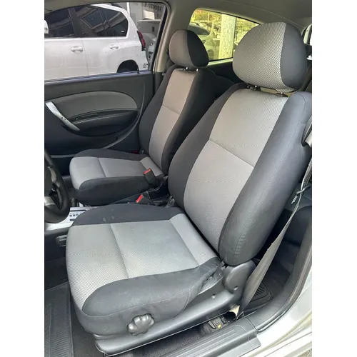 Chevrolet Aveo Speed 2011 Plateado Caracas