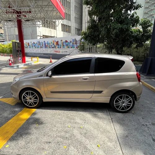 Chevrolet Aveo Speed 2012 Dorado Caracas