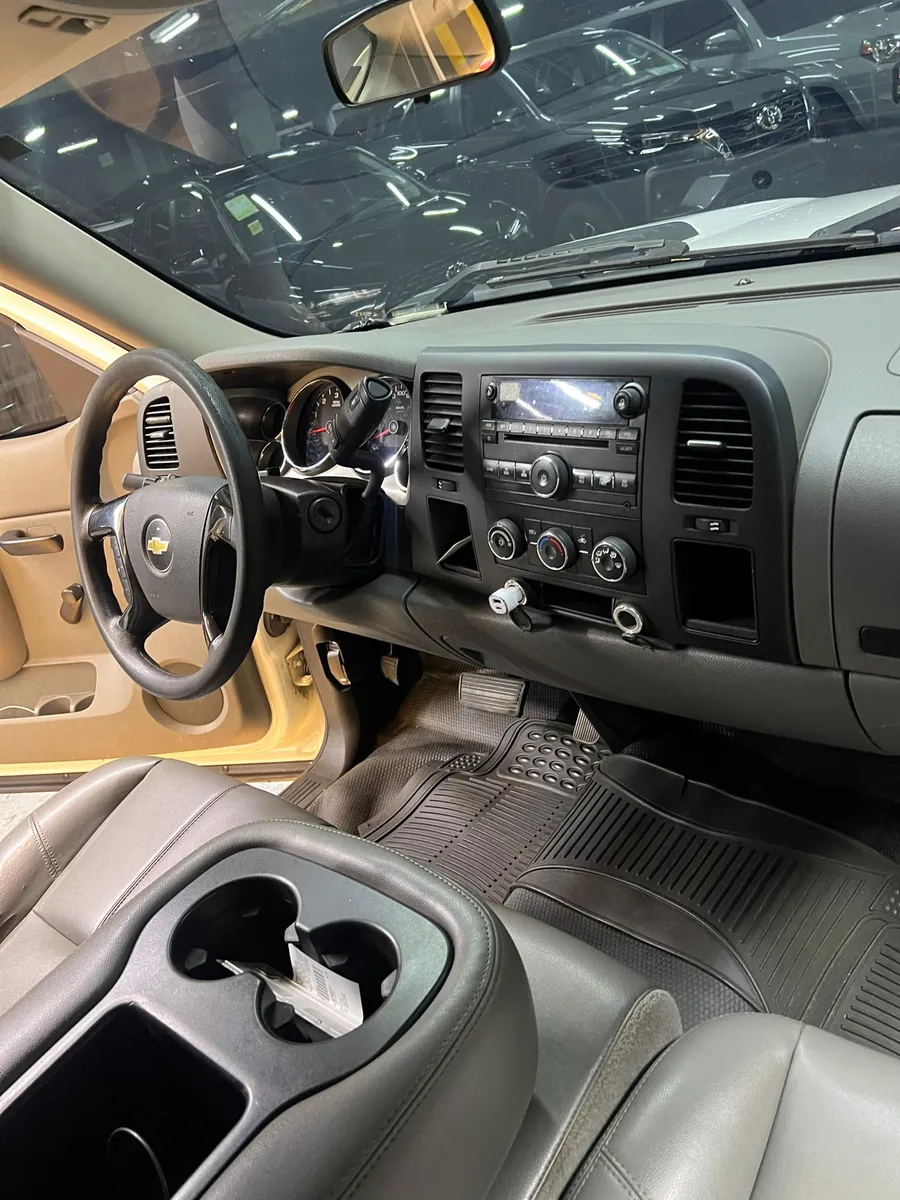 Chevrolet C3500 Rey Camion 4x2 2015 Blanco7