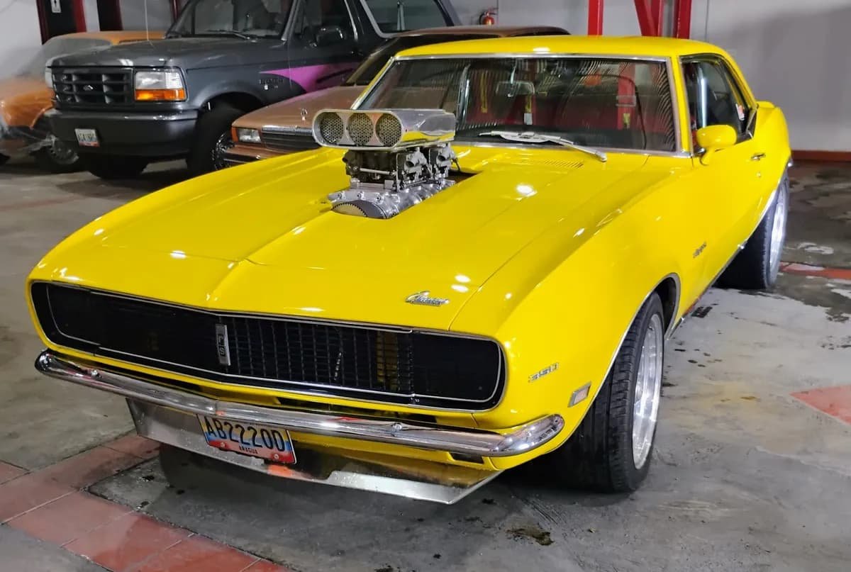 Chevrolet Camaro 1968 Amarillo