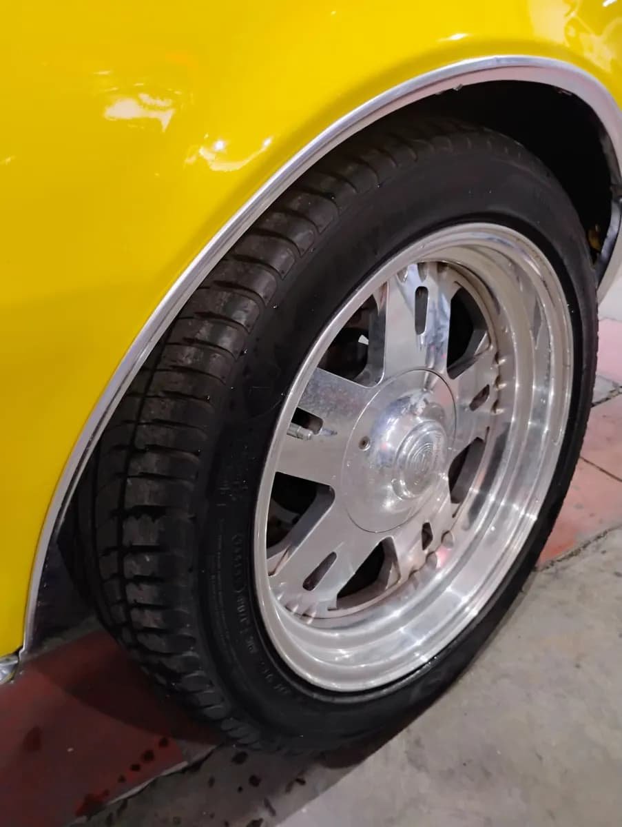 Chevrolet Camaro 1968 Amarillo