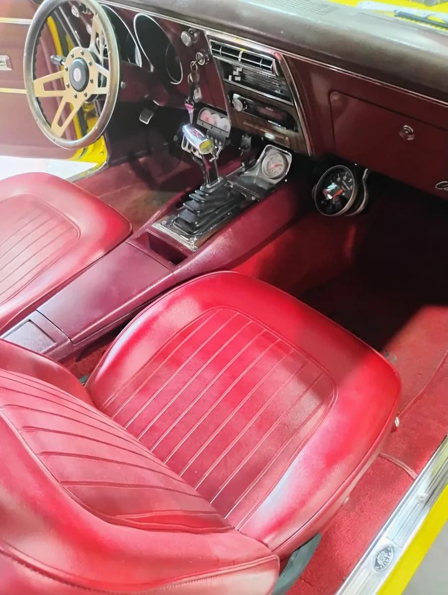 Chevrolet Camaro 1968 Amarillo