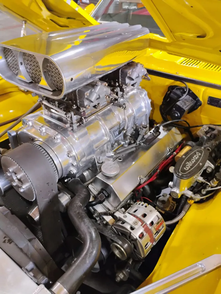 Chevrolet Camaro 2000 amarillo9