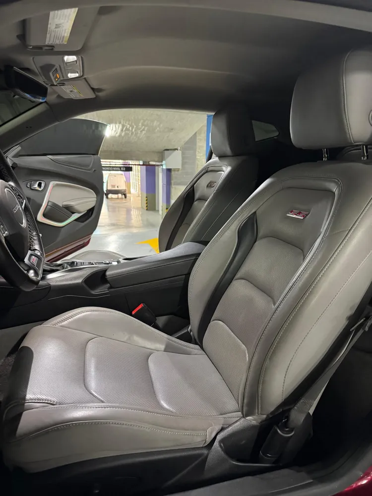 Chevrolet Camaro 2022 Rojo Caracas