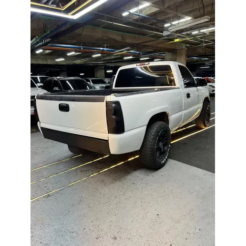 Chevrolet Cheyenne 2003 Blanco Caracas