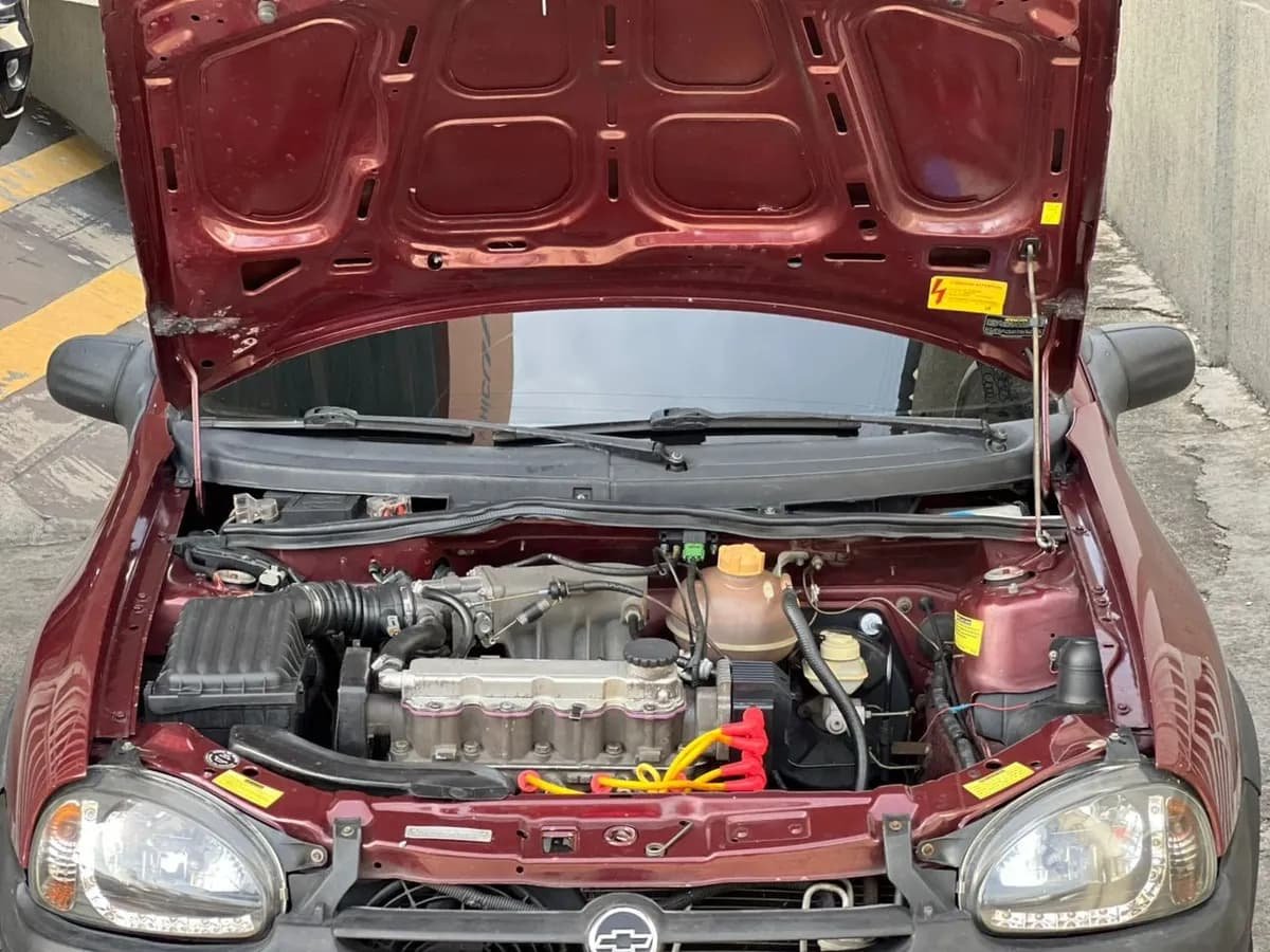 Chevrolet Corsa MPFI 2000 Rojo