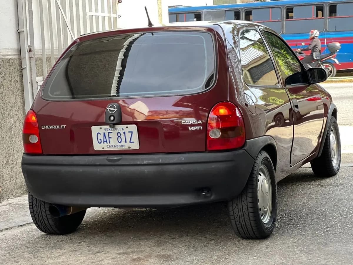 Chevrolet Corsa MPFI 2000 Rojo