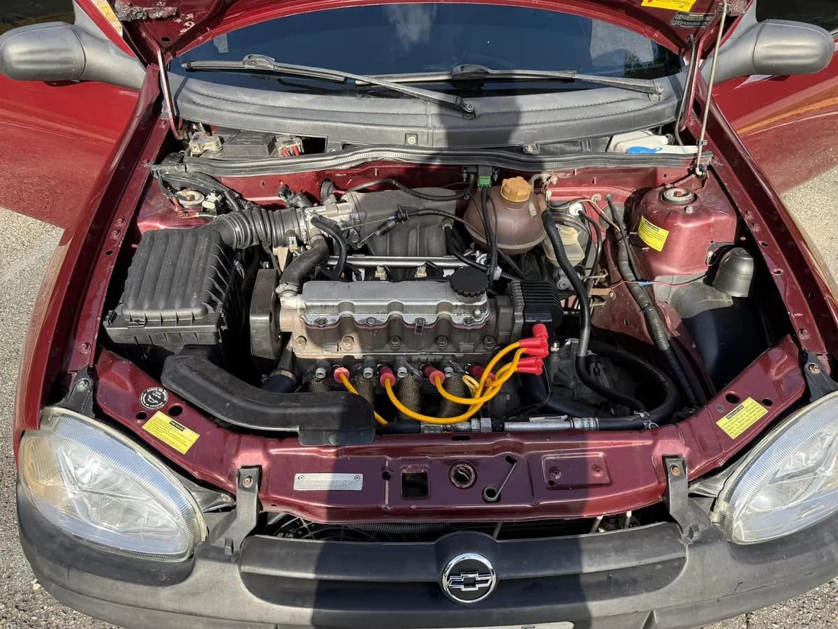 Chevrolet Corsa MPFI Año 2000 Rojo
