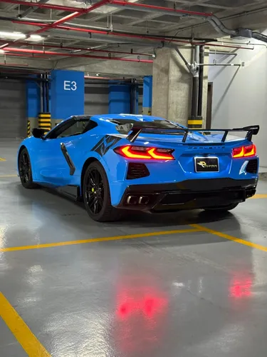 Chevrolet Corvette C8 2024 Azul Caracas
