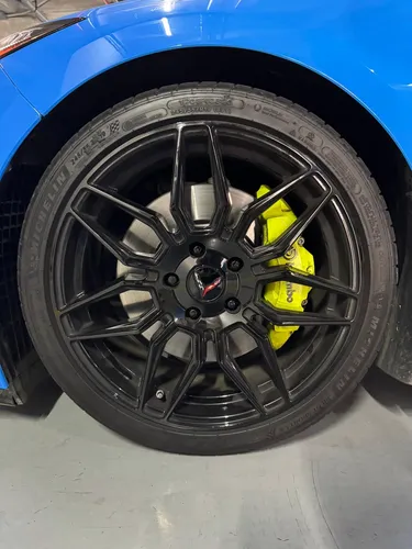 Chevrolet Corvette C8 2024 Azul Caracas