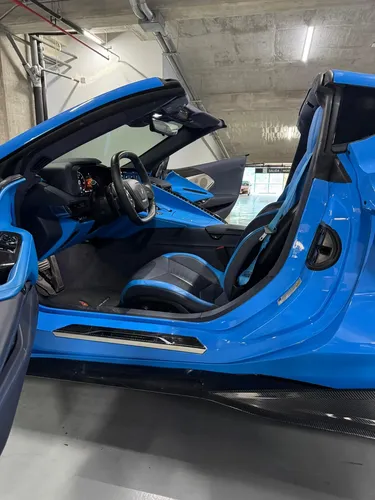 Chevrolet Corvette C8 2024 Azul Caracas