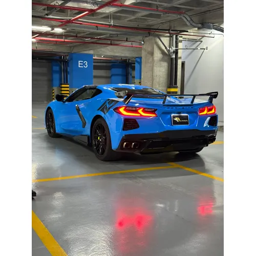 Chevrolet Corvette C8 2024 Azul Caracas