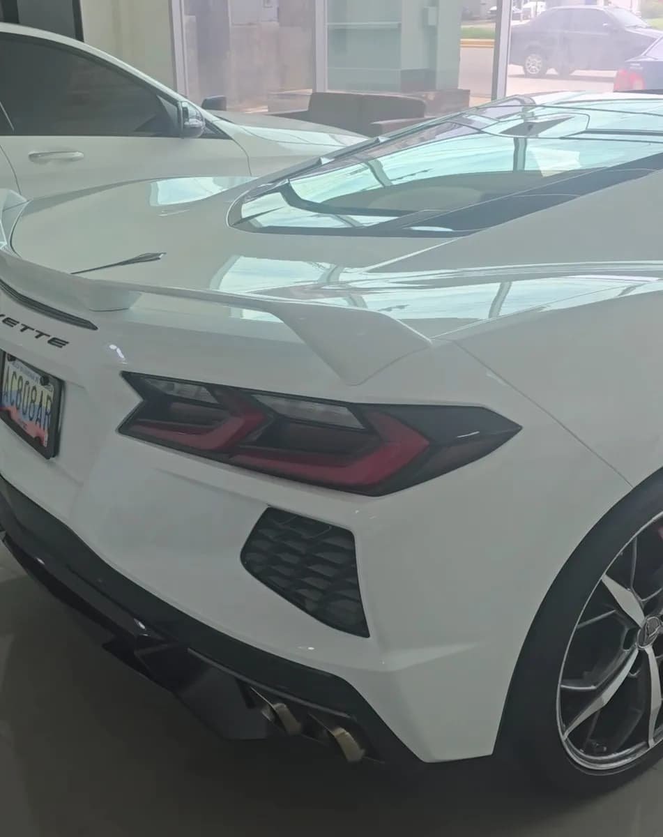 Chevrolet Corvette Stingray 2023 Blanco
