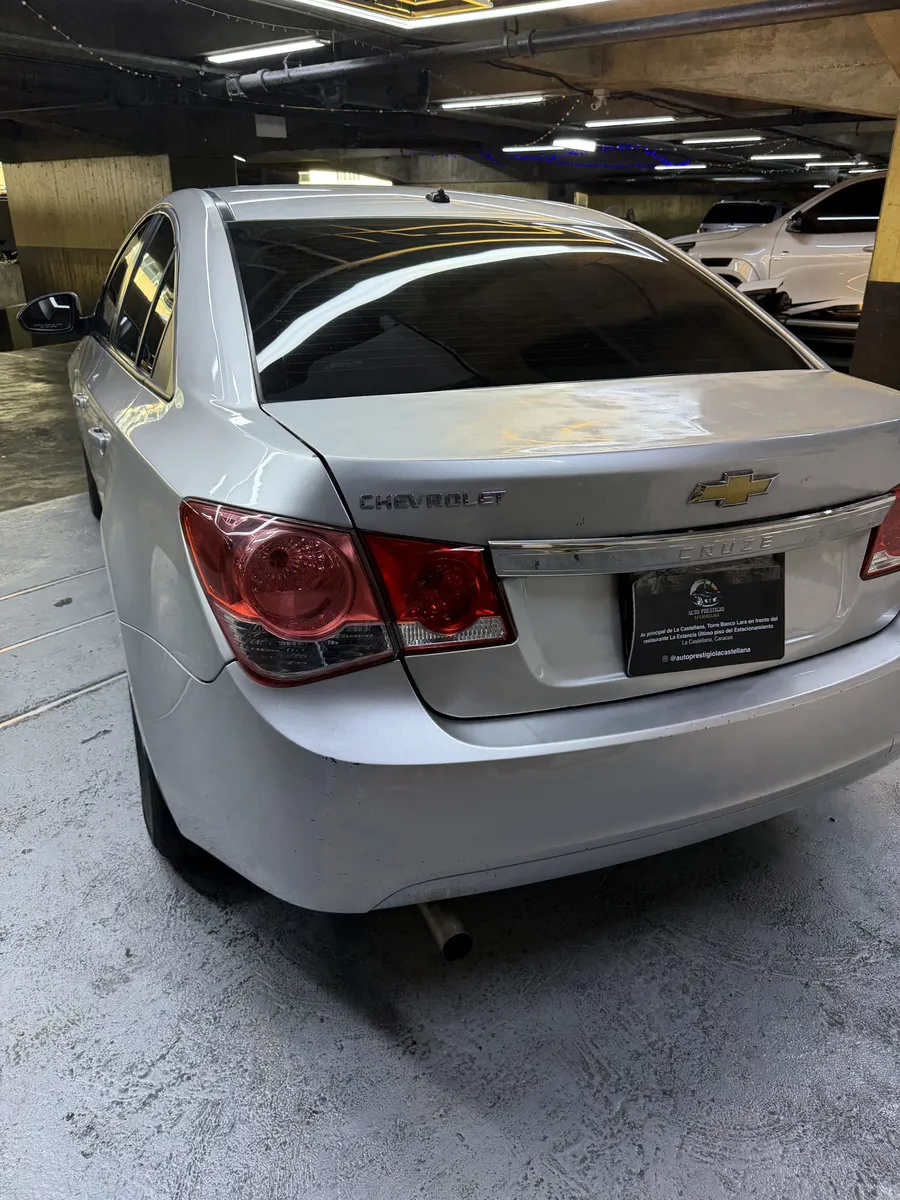 Chevrolet Cruze 2011 Plateado Caracas