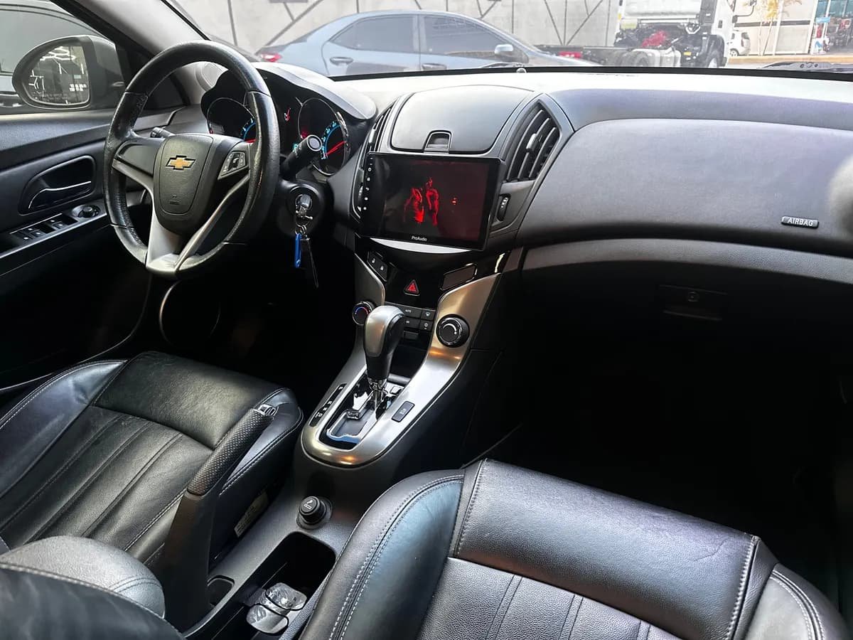 Chevrolet Cruze 2015 versión full equipo Gris