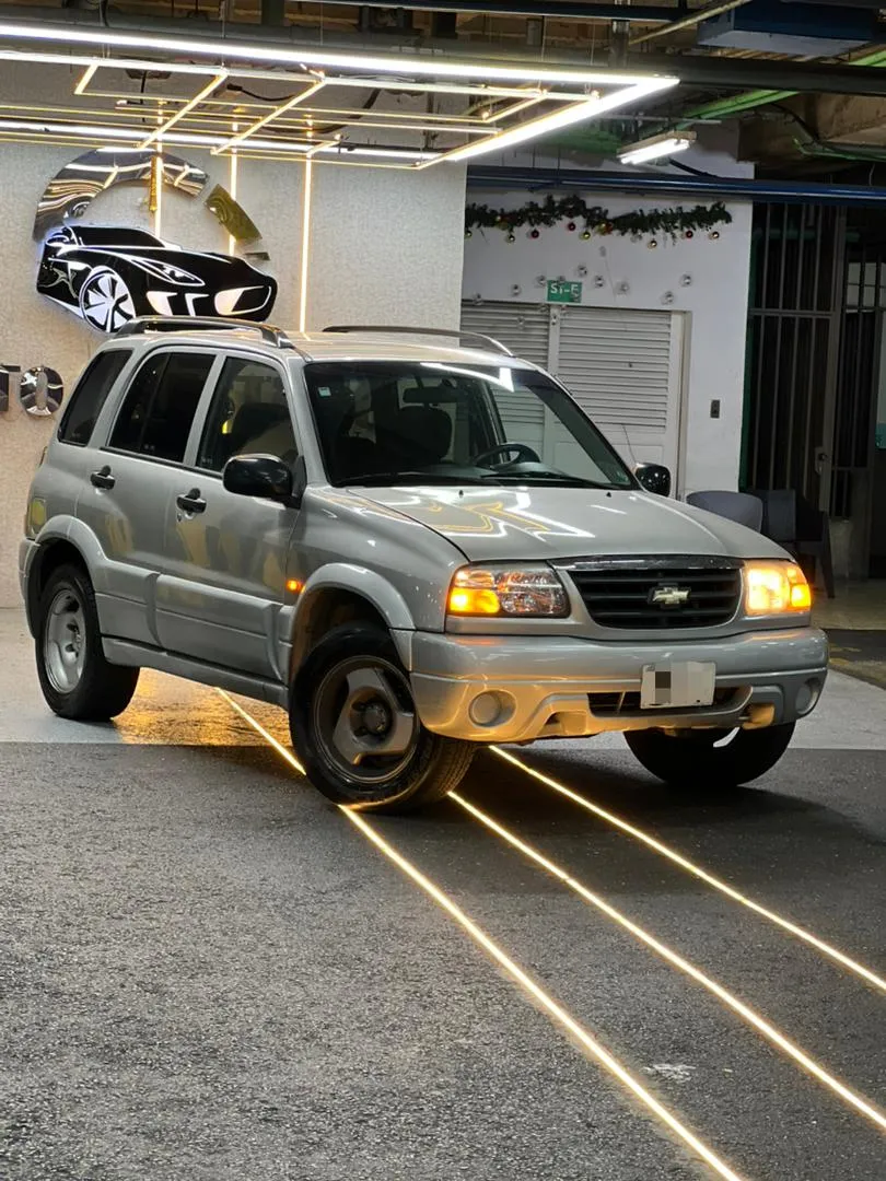 Chevrolet Grand Vitara 2005 Plateado Caracas