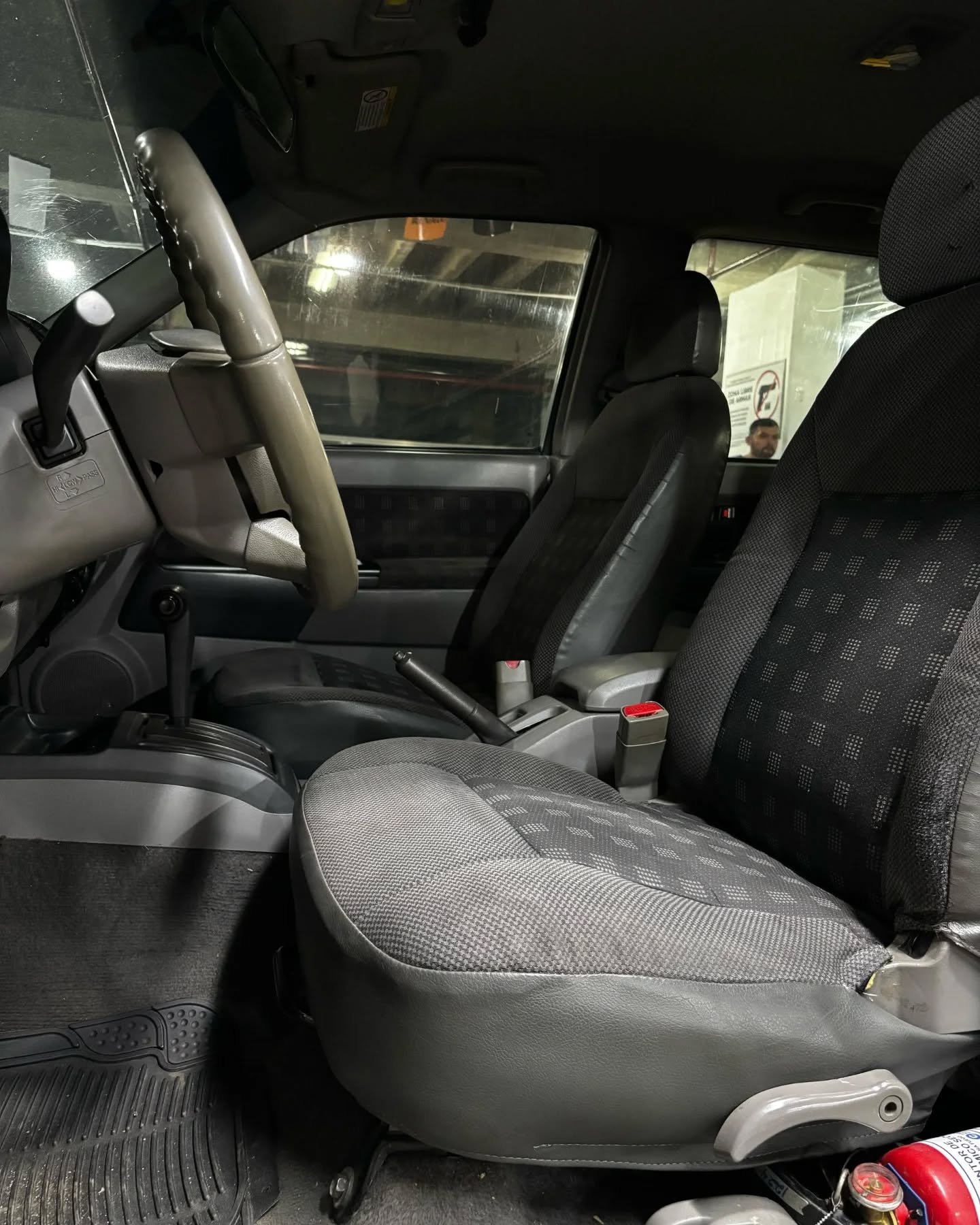 Chevrolet LUV D-Max año 2007 Gris