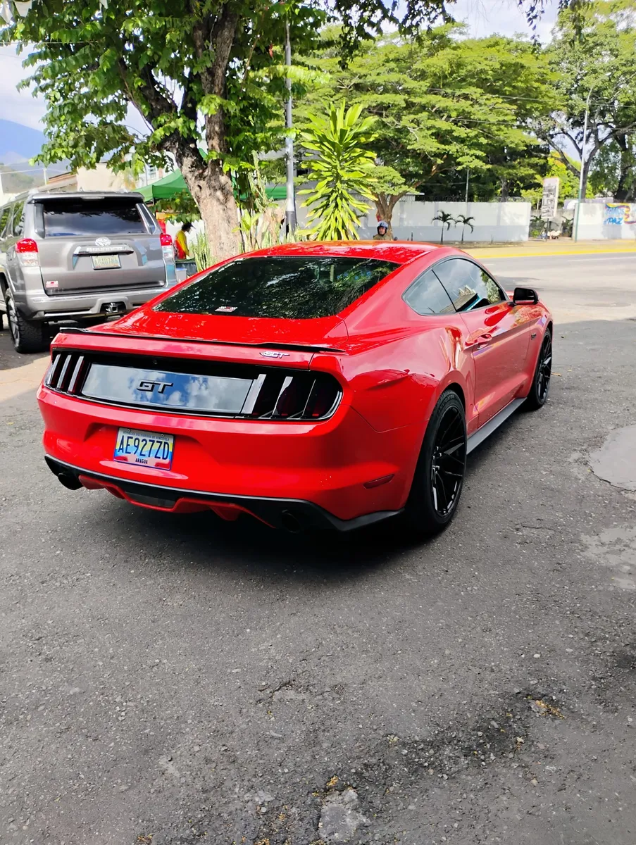Ford Mustang GT 2015 Naranja Maracay