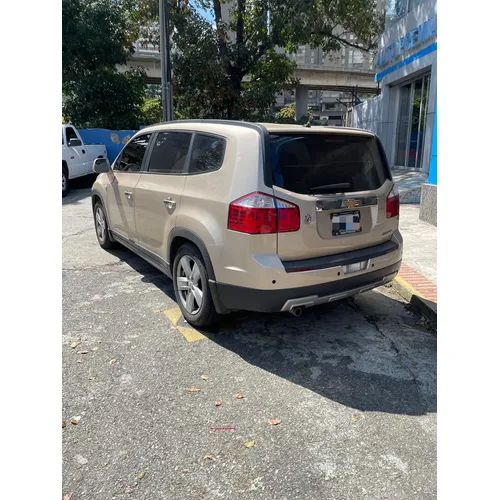 Chevrolet Orlando 2013 Beige Caracas