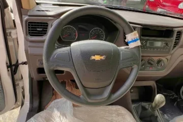 Chevrolet Panel N400 Carga 2023 blanco10