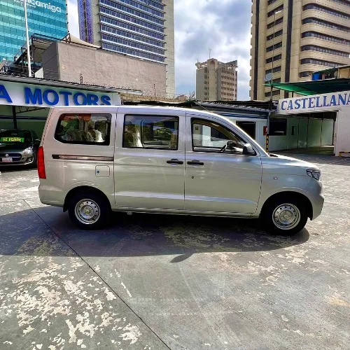Chevrolet Panel Pasajero 2023 Blanco Caracas