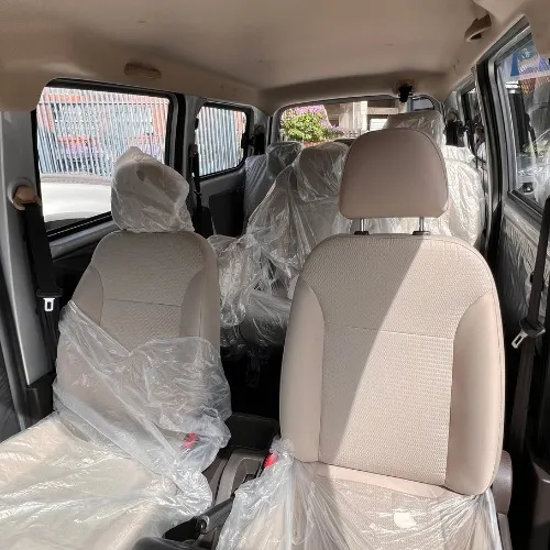 Chevrolet Panel Pasajero 2023 Plateado Caracas