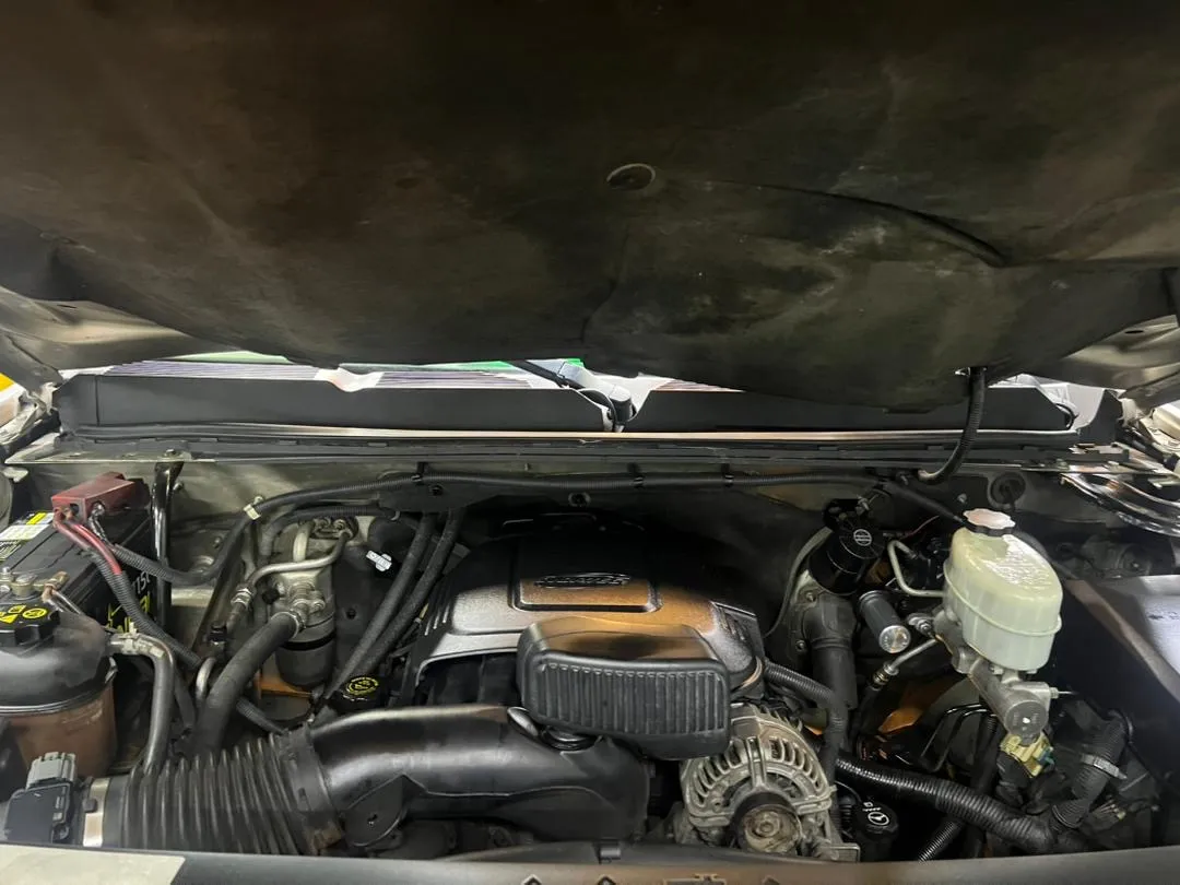 Chevrolet Rey Camión 3500hd 2011 PLATA5