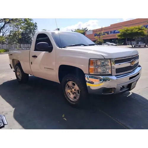 Chevrolet Silverado 2015 Blanco Caracas