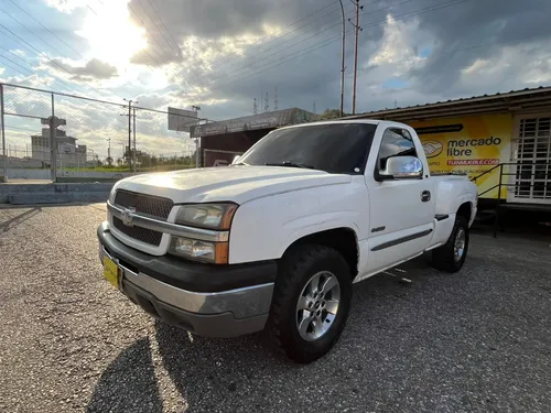 Chevrolet Silverado 2005 Blanco Valencia