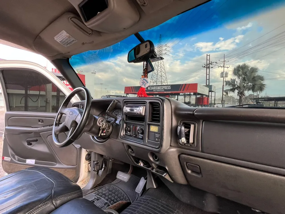 Chevrolet Silverado 2005 Blanco Valencia