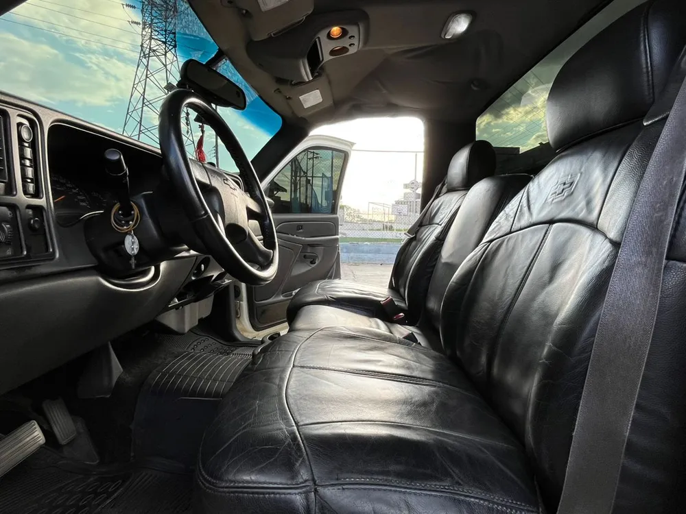 Chevrolet Silverado 2005 Blanco Valencia
