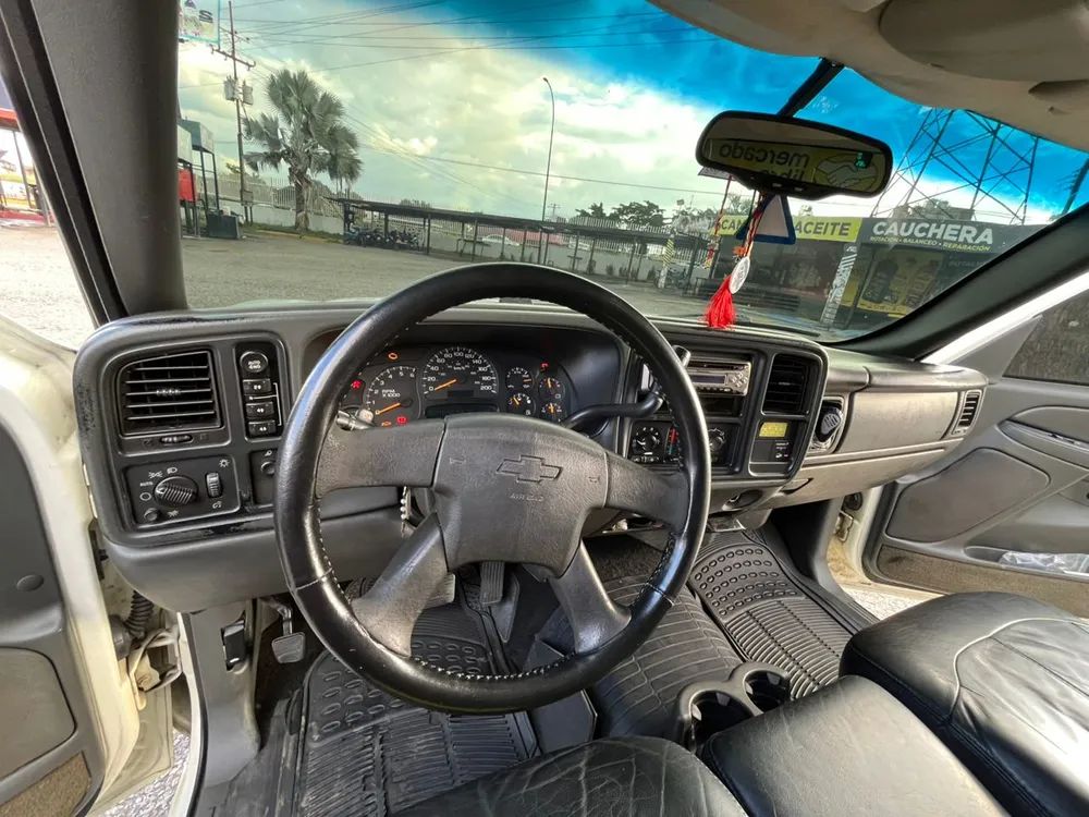 Chevrolet Silverado 2005 Blanco Valencia