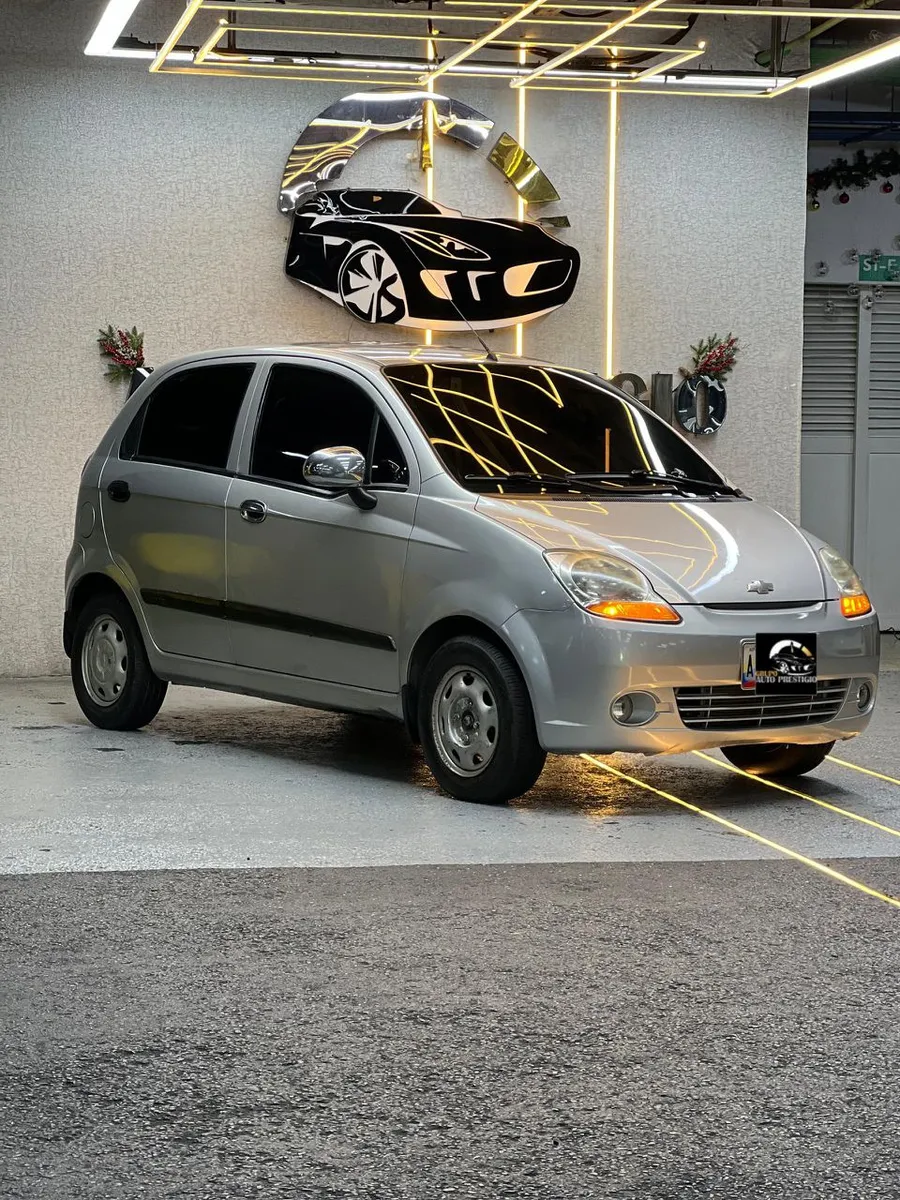 Chevrolet Spark 2010 Plateado Caracas