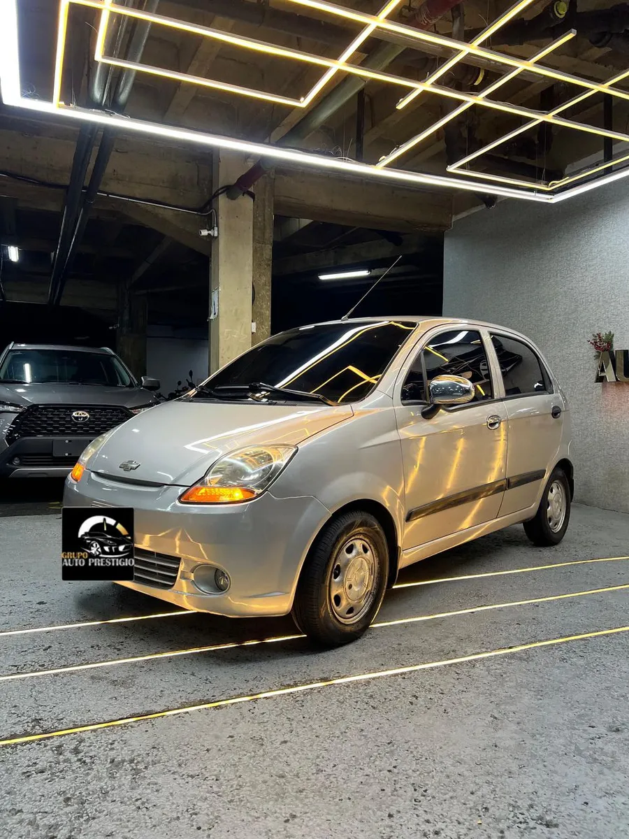 Chevrolet Spark 2010 Plateado Caracas