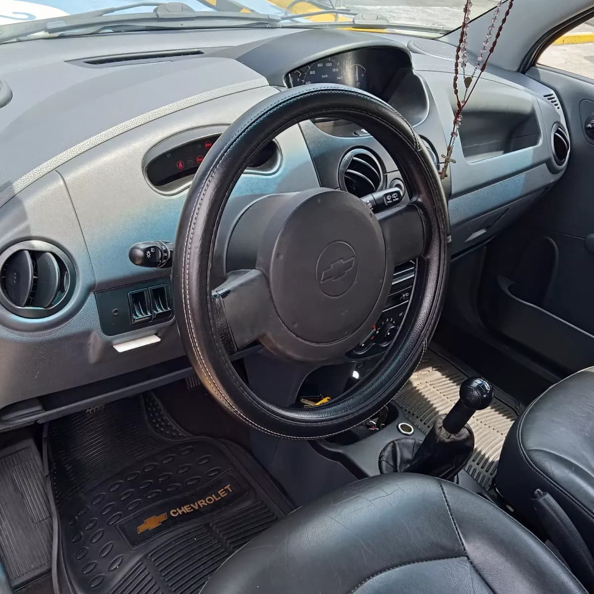 Chevrolet Spark Dorado Modelo 2013