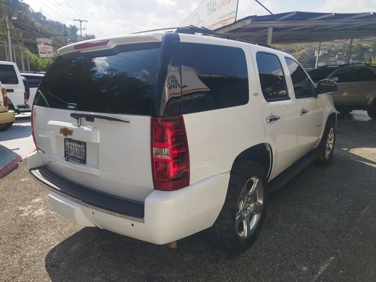 Chevrolet Tahoe Ltz 4x4 Automática 2013 Blanco