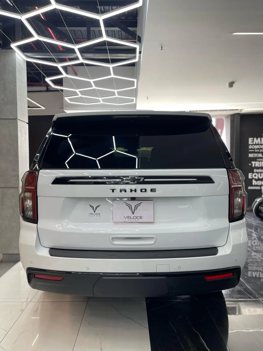 Chevrolet Tahoe Z71 2023 Blanco Caracas