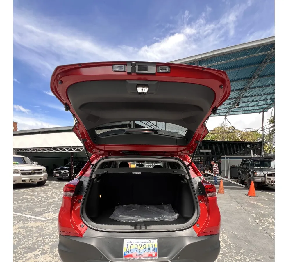 Chevrolet Tracker 2024 Rojo Caracas