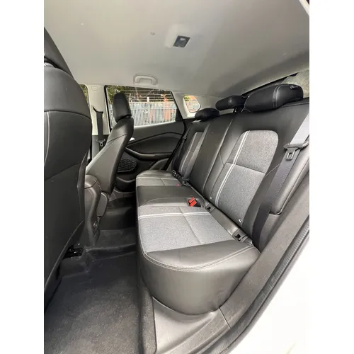 Chevrolet Tracker 2024 Gris Caracas